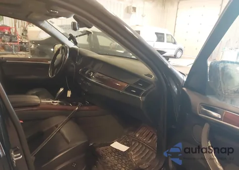 2009 BMW X5 xDrive30I z USA, uszkodzony, nr VIN 5UXFE43569L260861